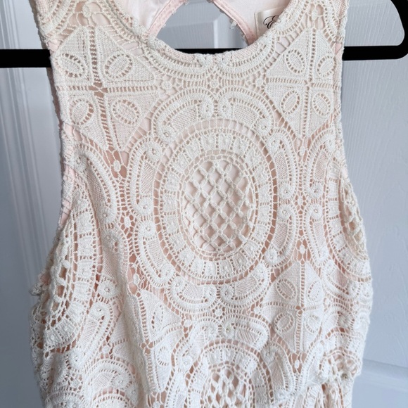 ELIZA J Crochet Lace Maxi Dress Cream Blush Sleeveless Keyhole Back Size 8 - Picture 9 of 14